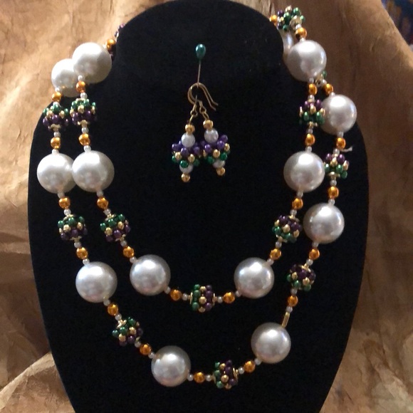 Jewelry - 🌻 3/$15 Mardi Gras Necklace & Earrings #3